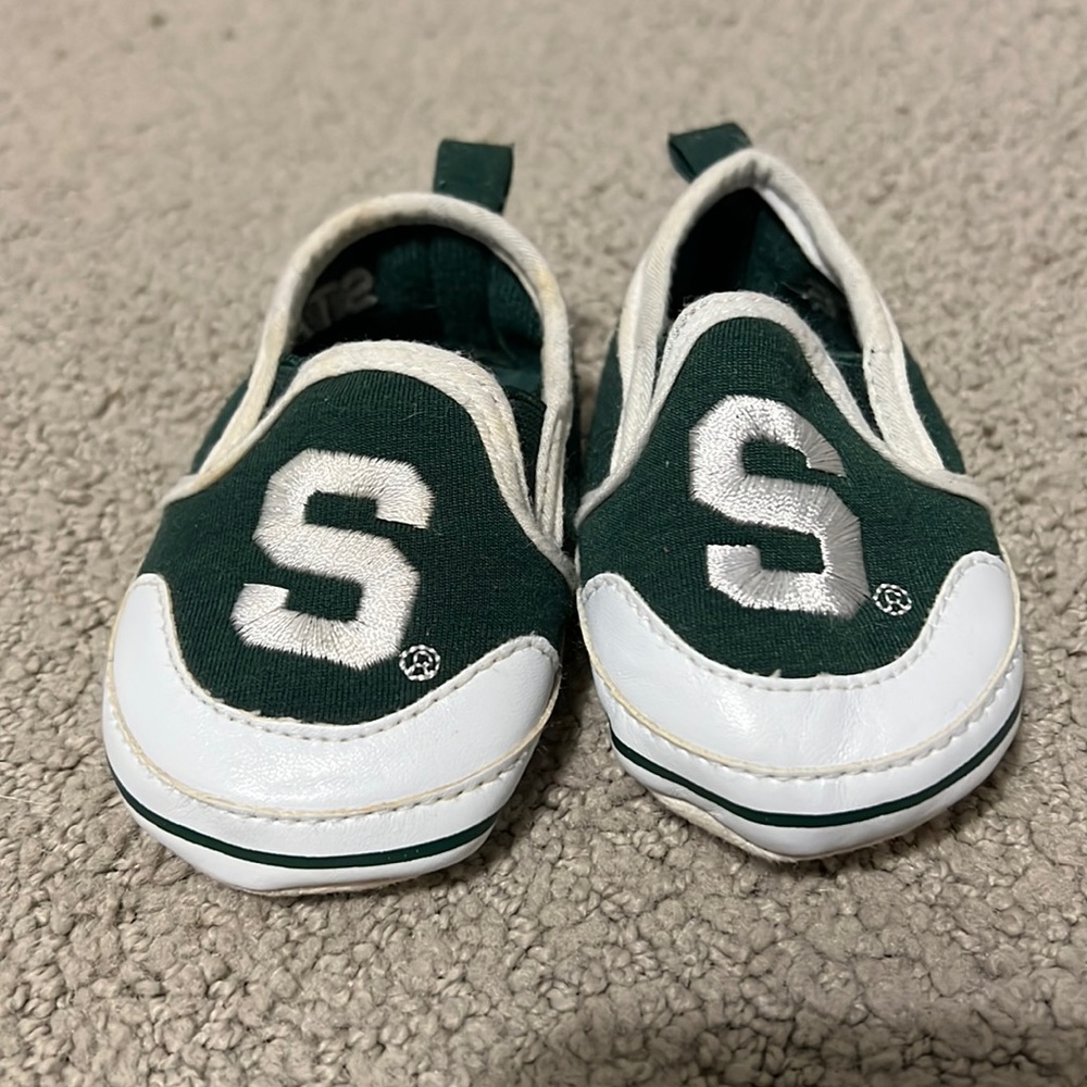 Michigan state crib shoes